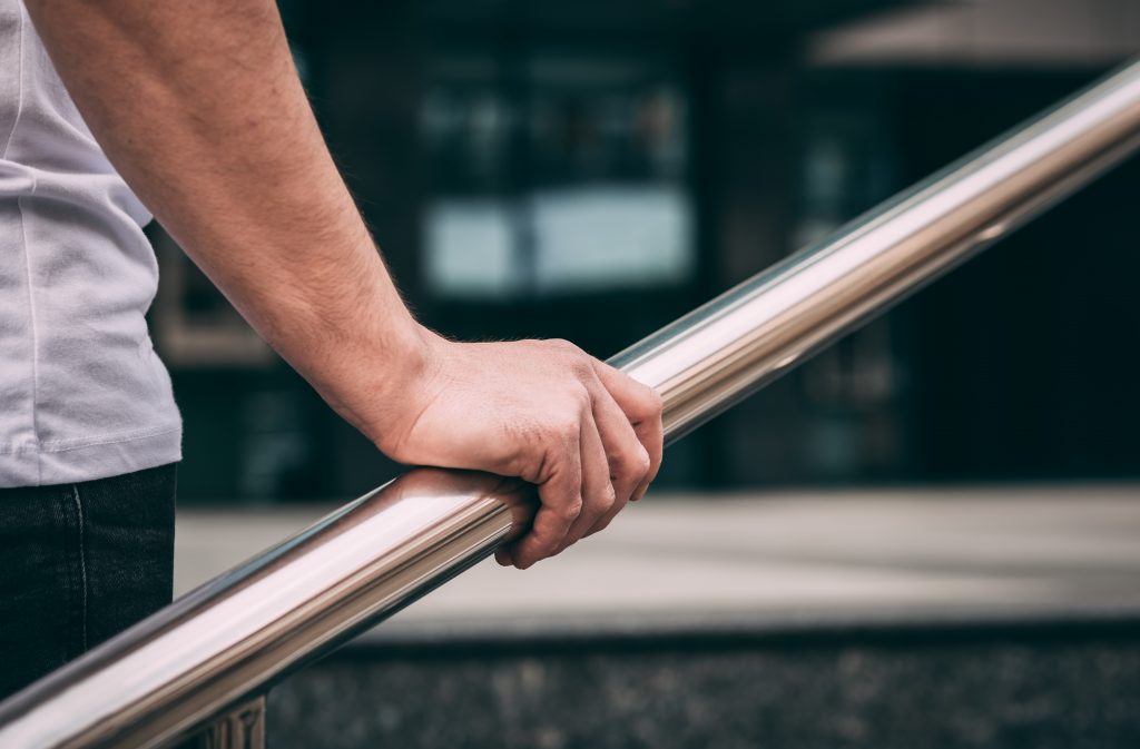 Como limpar a varanda de aceiro inoxidable? aprende neste tutorial